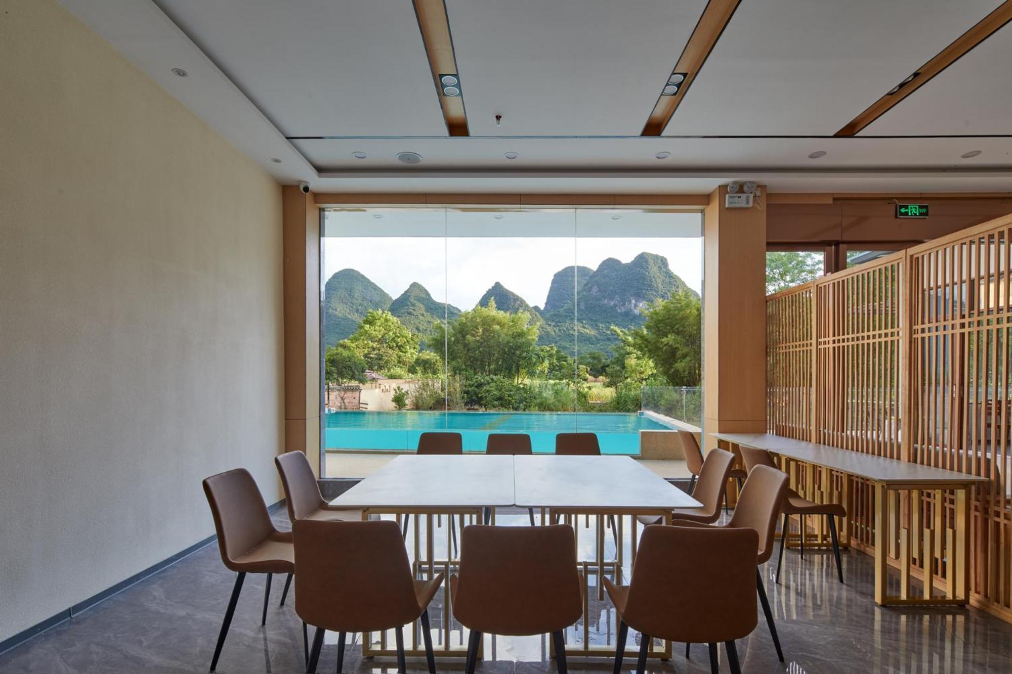 Yangshuo Fortune Lake Inn- One Way Free Pick Up From Airport Or Ts Over 3 Nights ภายนอก รูปภาพ
