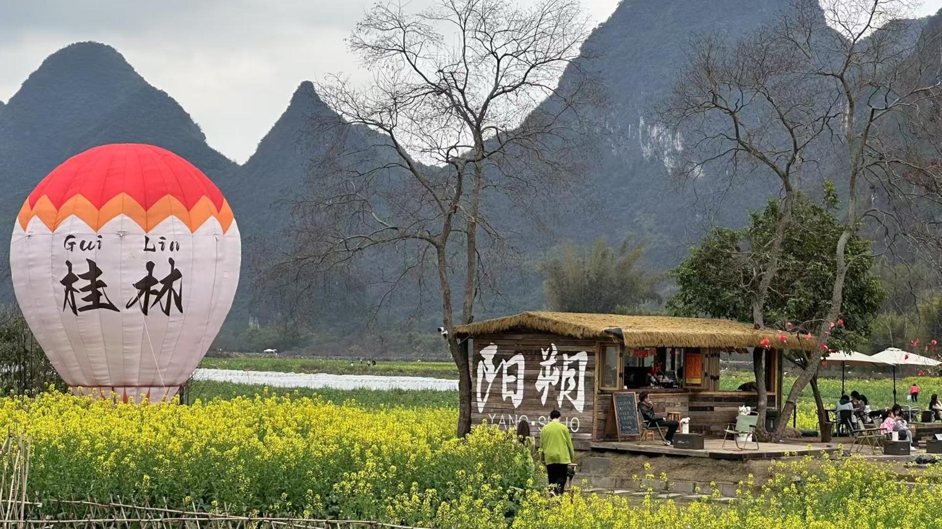 Yangshuo Fortune Lake Inn- One Way Free Pick Up From Airport Or Ts Over 3 Nights ภายนอก รูปภาพ