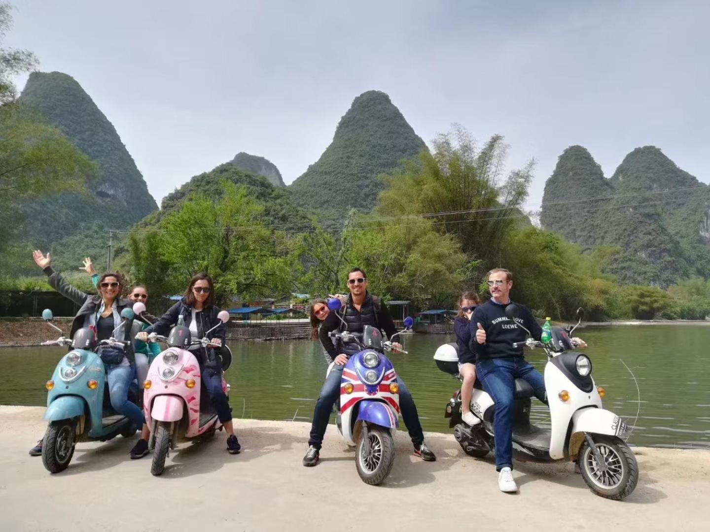 Yangshuo Lakeside Inn หยางซั่ว ภายนอก รูปภาพ