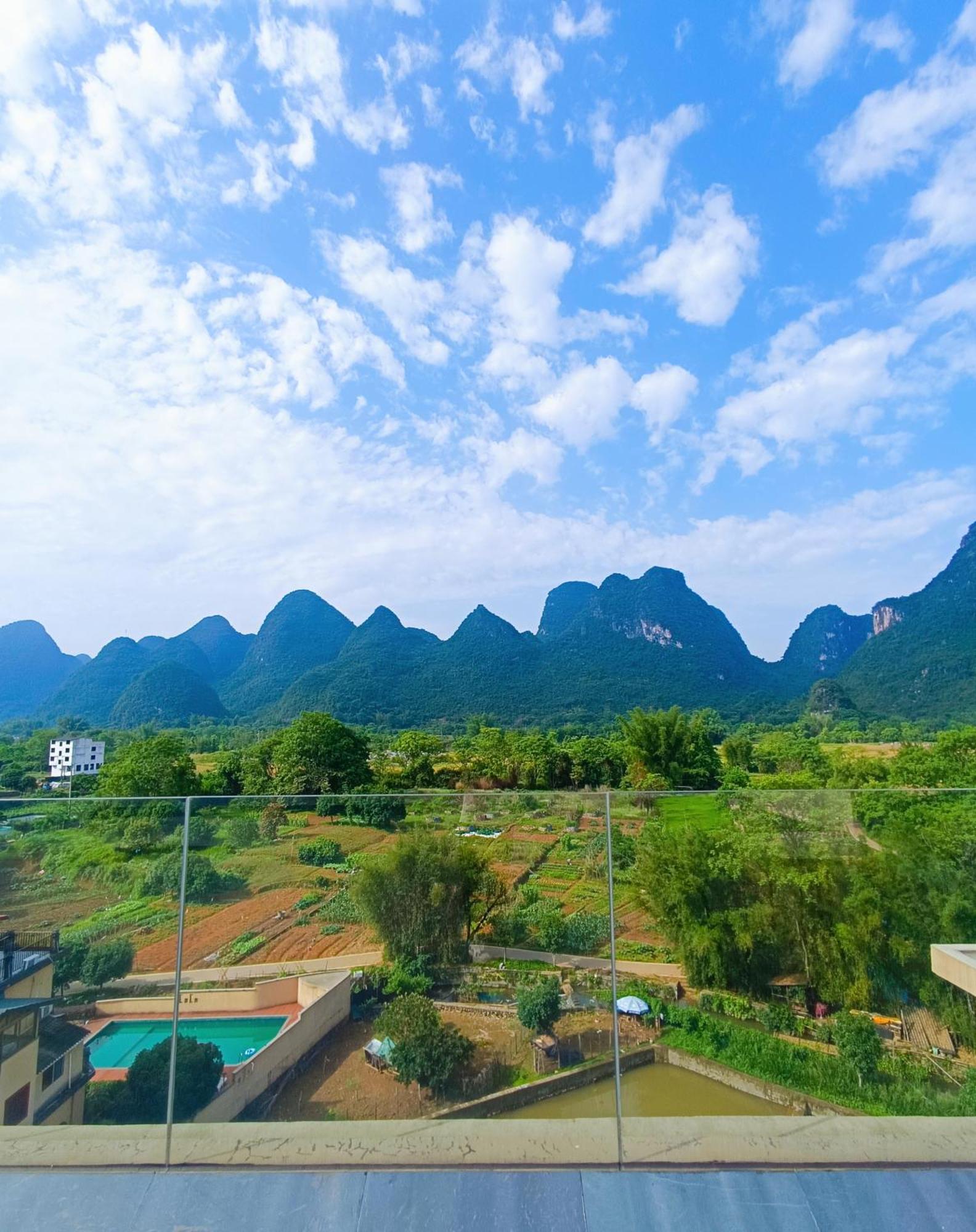 Yangshuo Fortune Lake Inn- One Way Free Pick Up From Airport Or Ts Over 3 Nights ภายนอก รูปภาพ